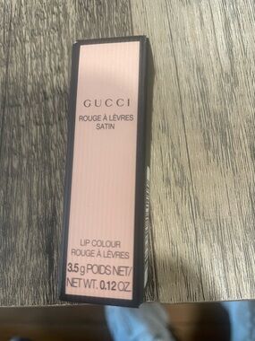 Gucci Satin Lipstick - Pale Pink